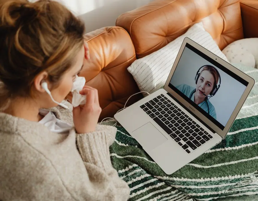 Configuração ideal para terapia de casal online por videochamada